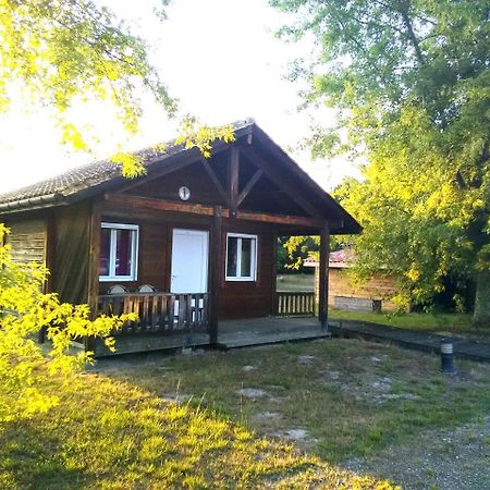 Camping Familial Les Chalets D'Uza المظهر الخارجي الصورة