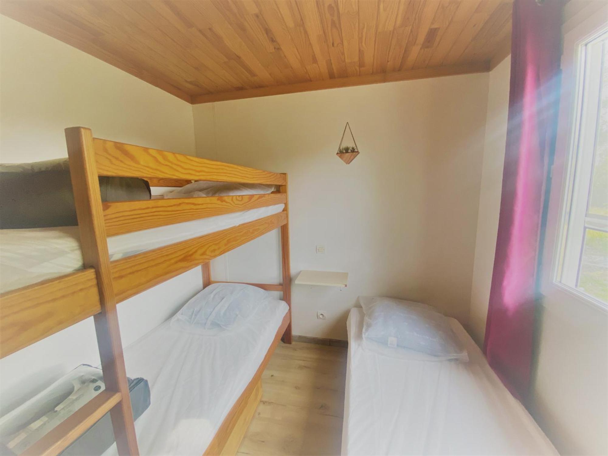 Camping Familial Les Chalets D'Uza المظهر الخارجي الصورة