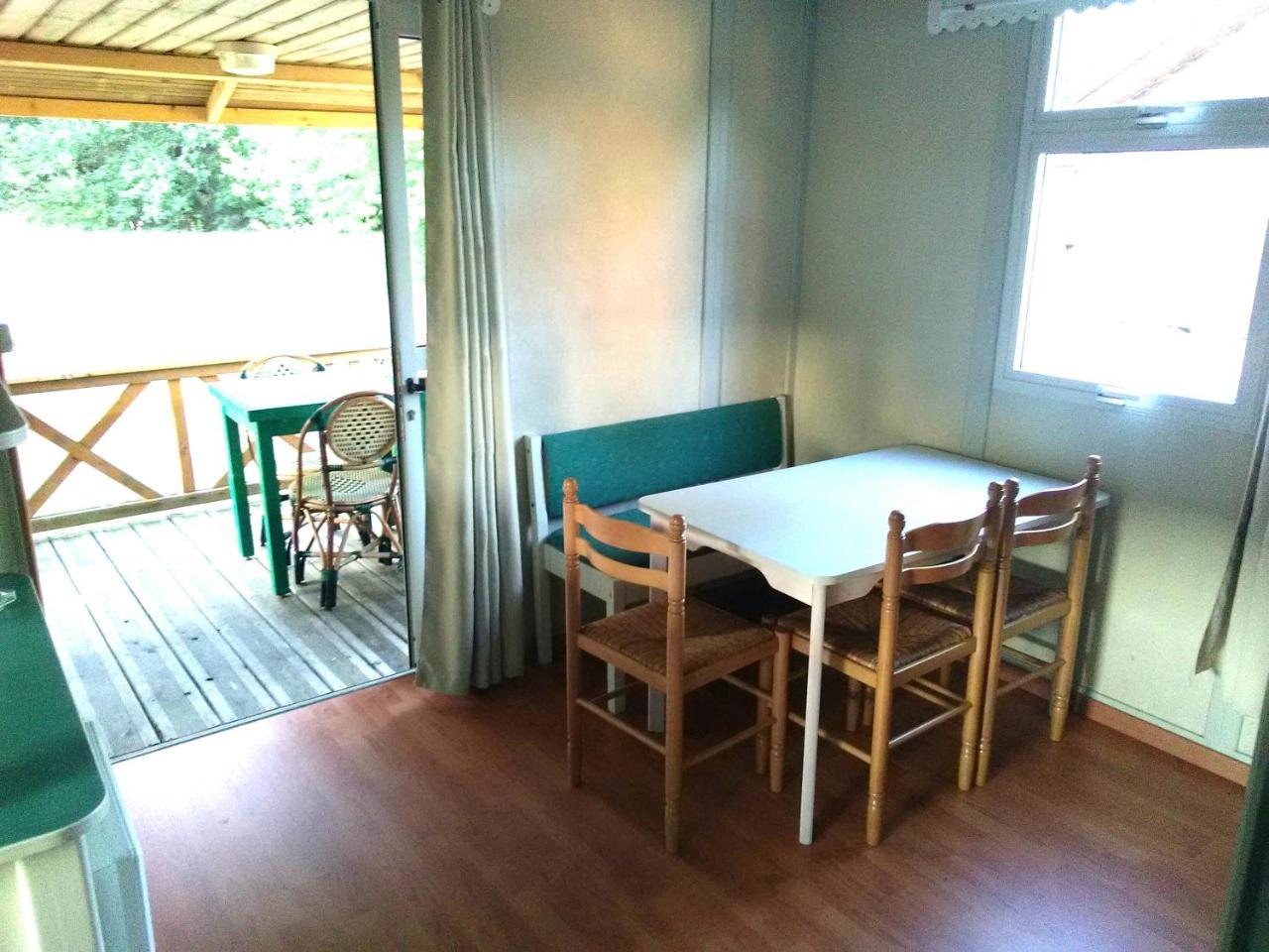 Camping Familial Les Chalets D'Uza المظهر الخارجي الصورة